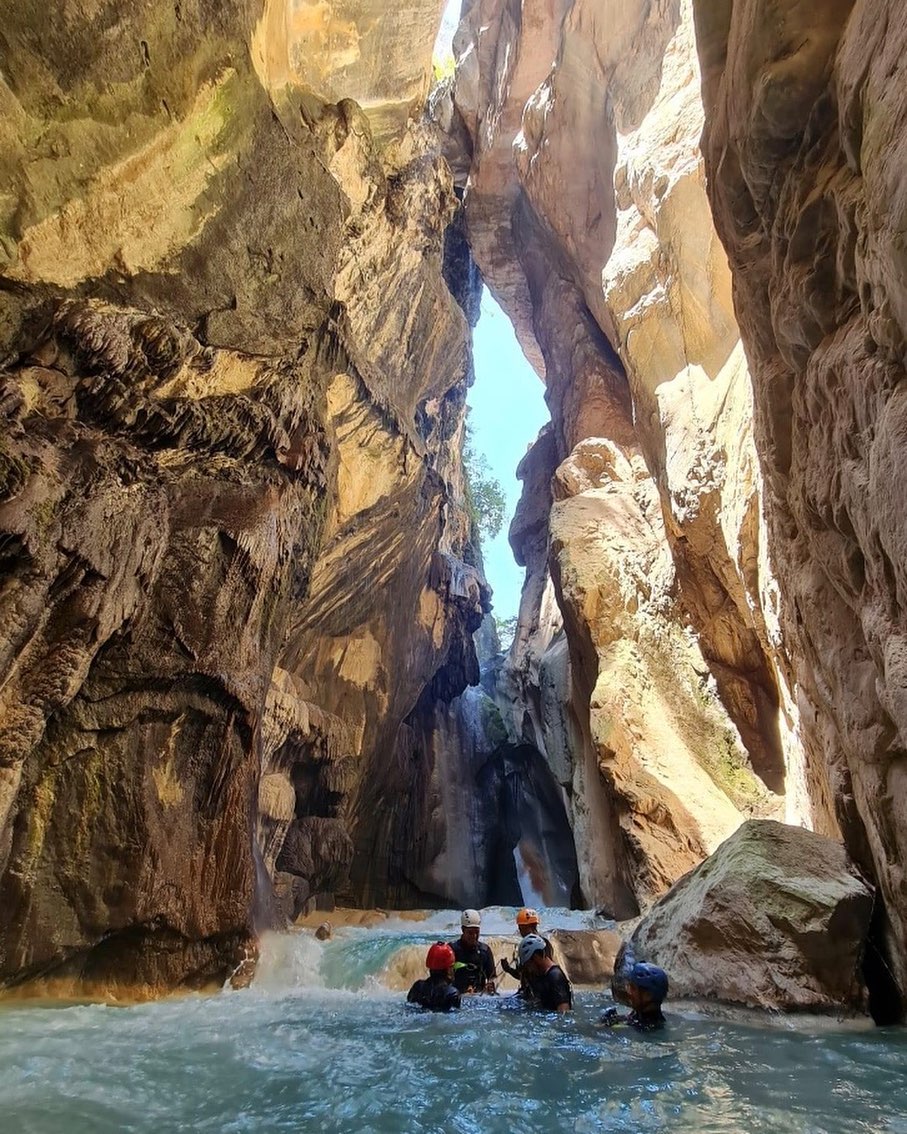Cascadas y Cañones
