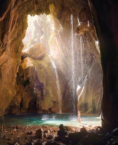 Cascadas y Cañones